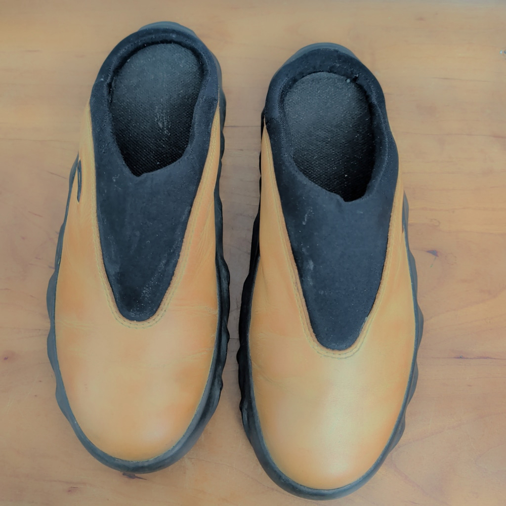 Ladies' Oakley Slip On Clog Mule Shoes Size 9 - Picture 7 of 8